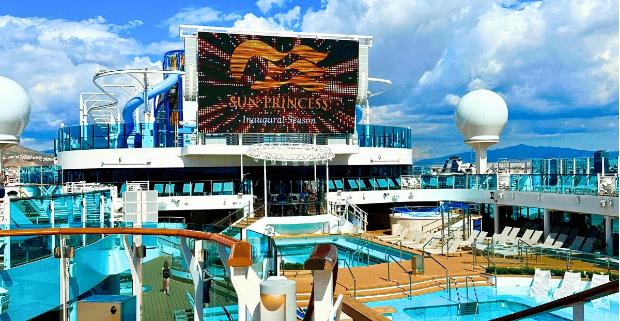 Sun Princess - A cruise ship utlilizes LEDs for immersive visual experience