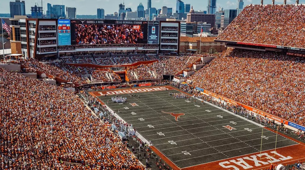 Texas Memorial Stadium - The University of Texas at Austin